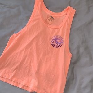 • Victoria's Secret PINK muscle crop tank XS🧡
